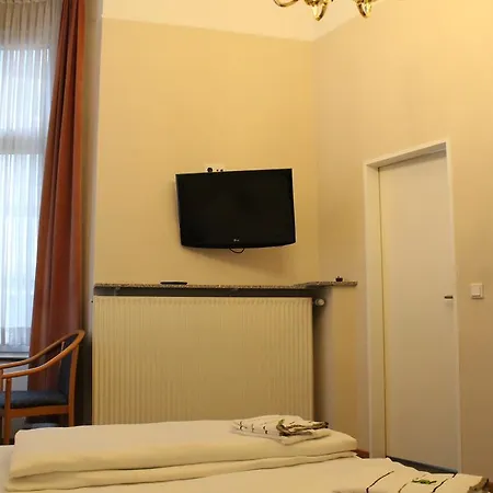 فندق Weidenhof 3*