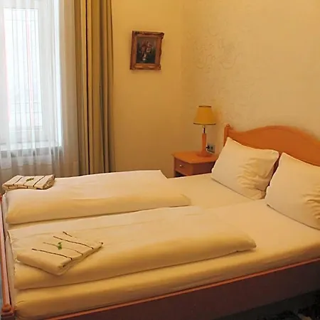 Weidenhof Szálloda 3*
