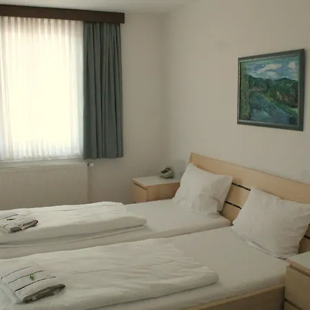 Weidenhof 3*