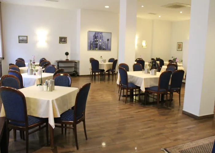 Weidenhof 3* Дюссельдорф