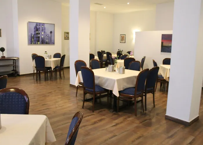 Weidenhof 3* Дюссельдорф